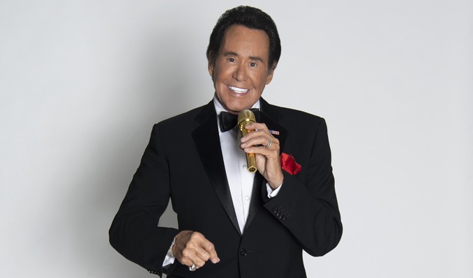 wayne newton plastic surgery